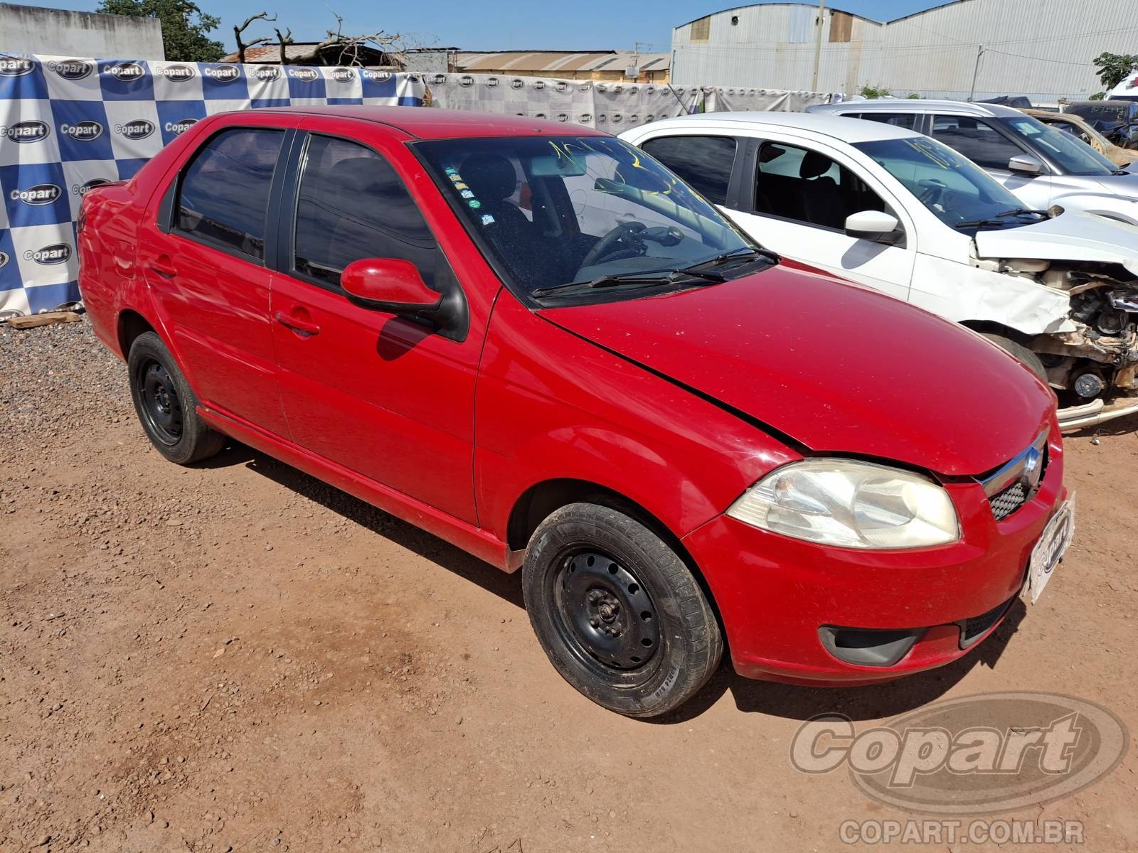 Veículo Fiat Siena FIAT SIENA 2014 em leilão
