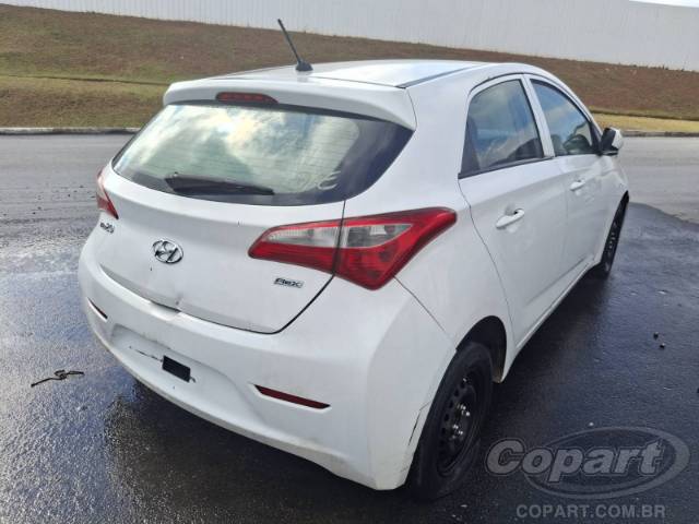 2015 HYUNDAI HB20 