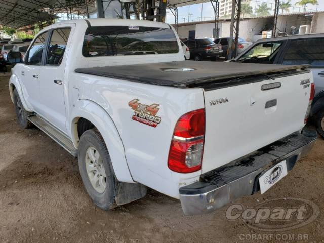 2014 TOYOTA HILUX CD 