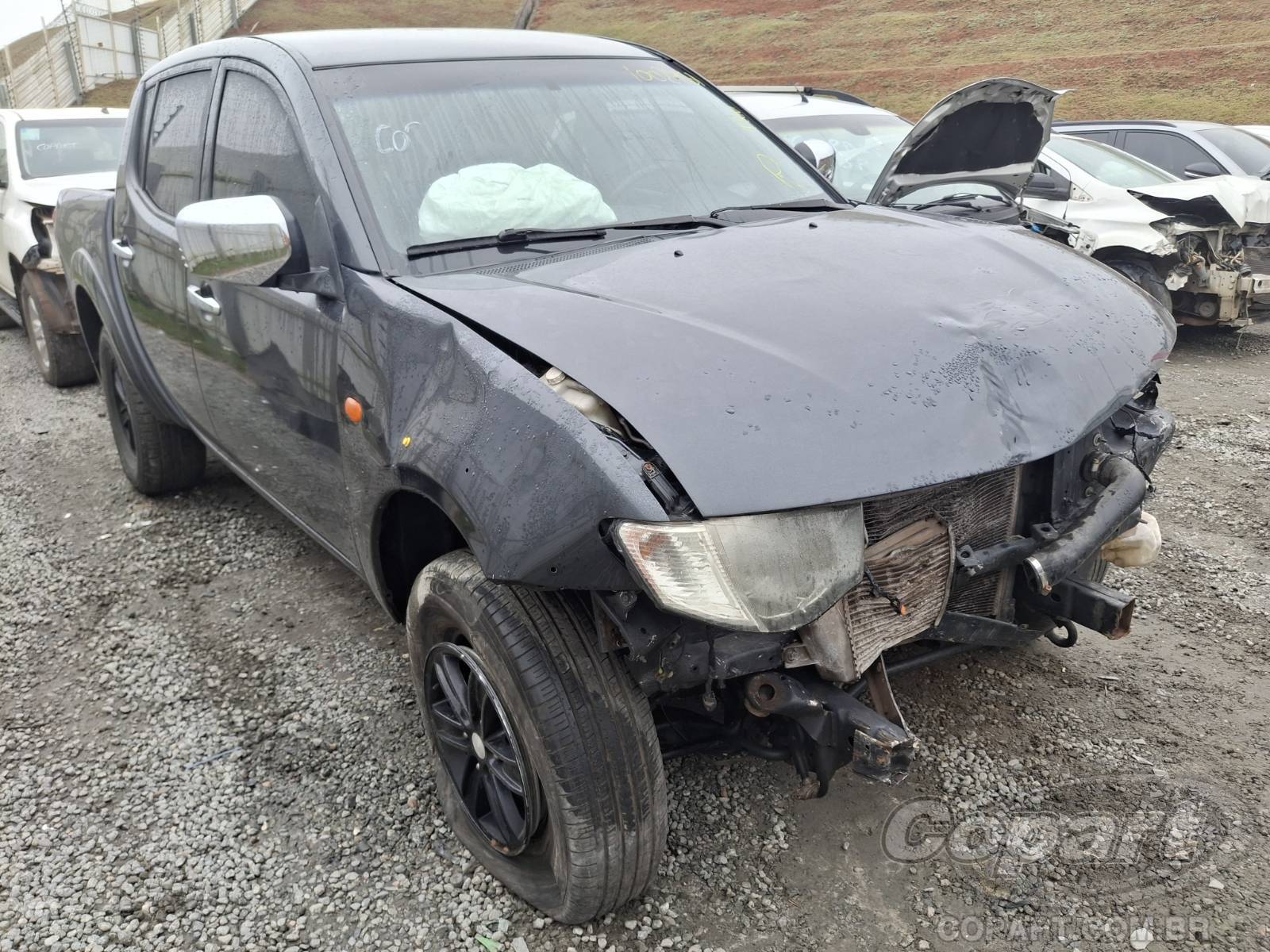 Veículo Mitsubishi L200 MITSUBISHI L200 TRITON 2010 Diesel Colisão Média Monta 2010 em leilão