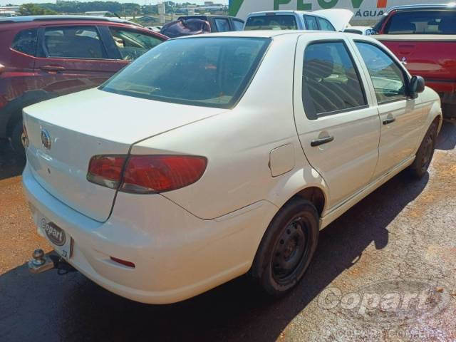 2015 FIAT SIENA 
