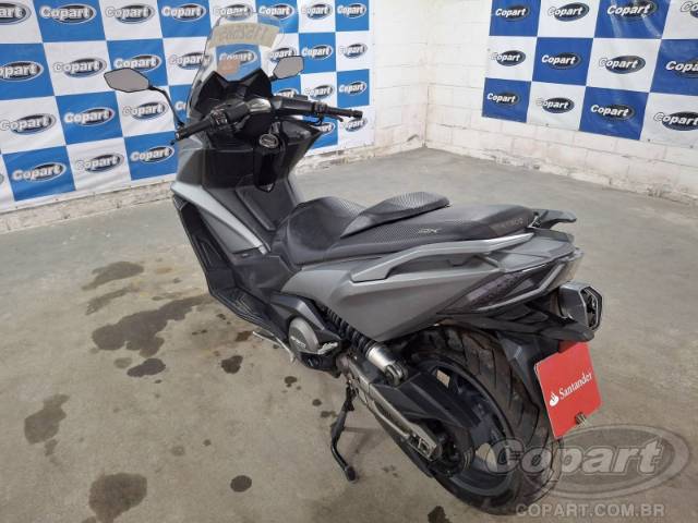 2021 KYMCO AK 