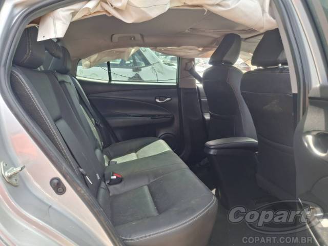 2021 TOYOTA YARIS SEDA 