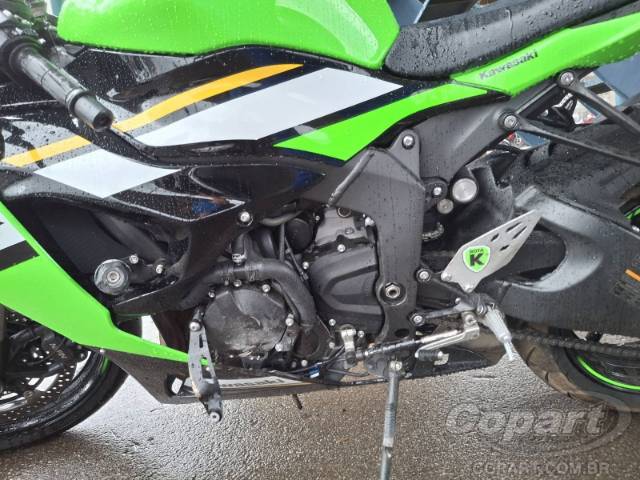 2025 KAWASAKI NINJA ZX-6R 
