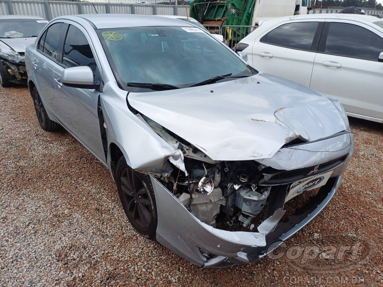 Veículo Mitsubishi Lancer Mitsubishi Lancer HL CVT 2.0 16V MIVEC 2017 Colisão 2017 em leilão