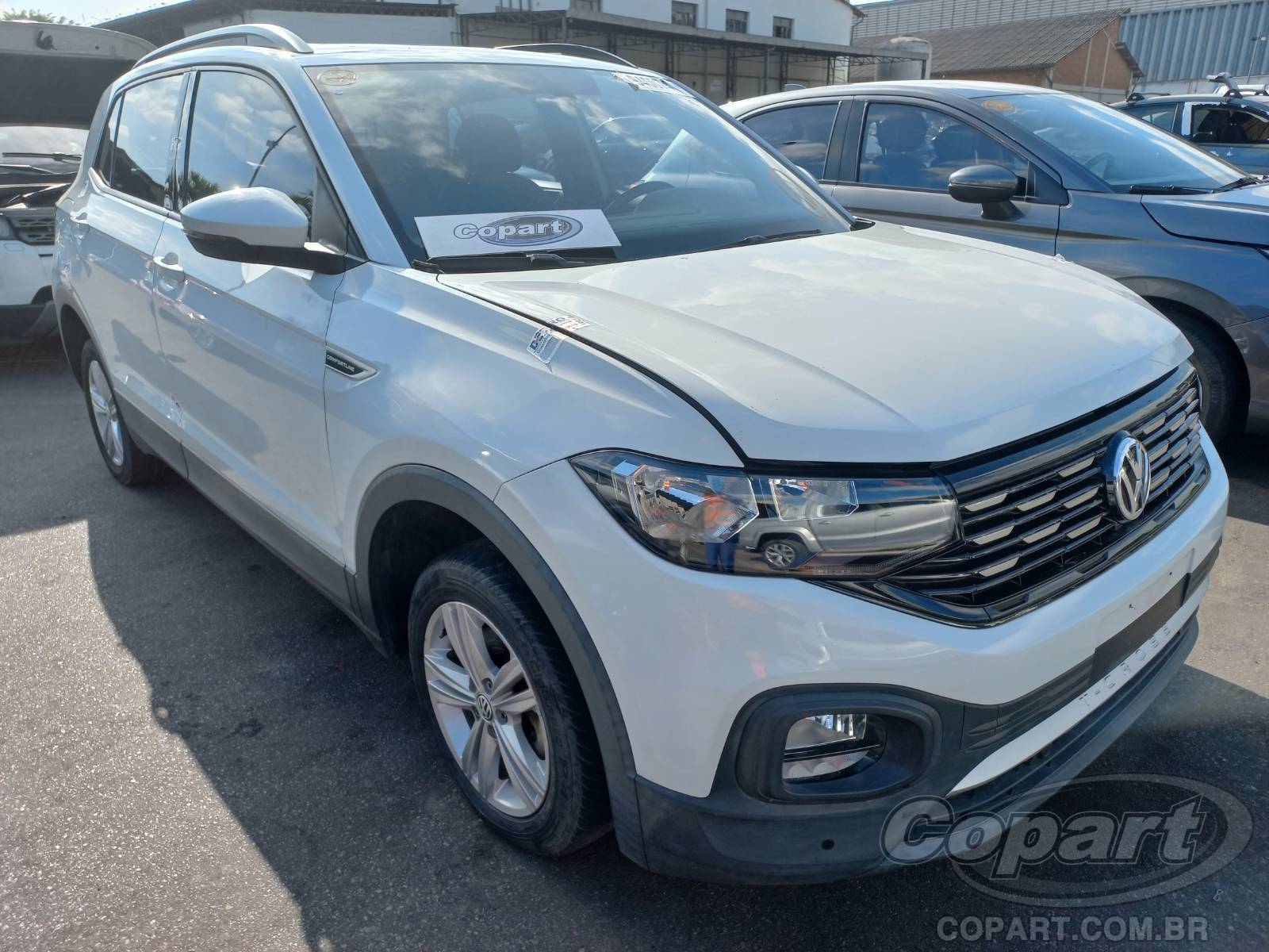 Veículo VW - VolksWagen T-Cross 2019 VOLKSWAGEN T-CROSS COMFORTLINE 200 AT 1.0 12V TSI TURBO 2020 em leilão