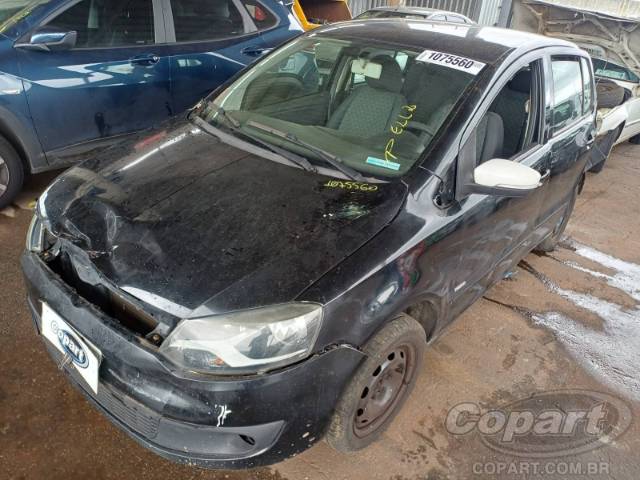 2013 VOLKSWAGEN FOX 