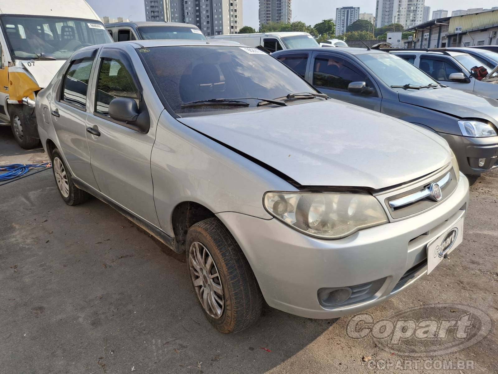 Veículo Fiat Siena Fiat Siena Fire 1.0 2011 Colisão Média Monta 2012 em leilão