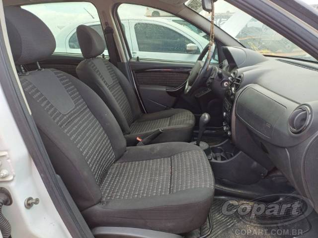 2014 RENAULT SANDERO 