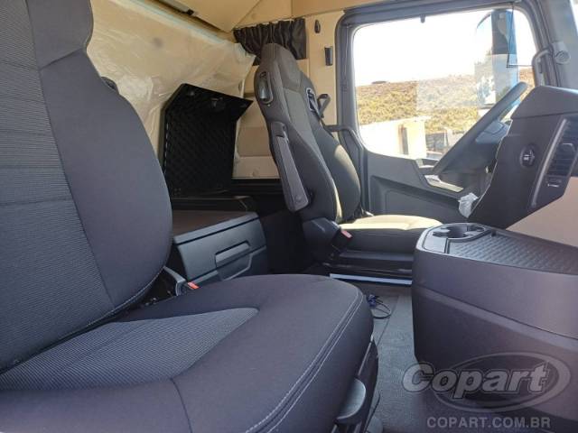 2025 MERCEDES-BENZ Actros 