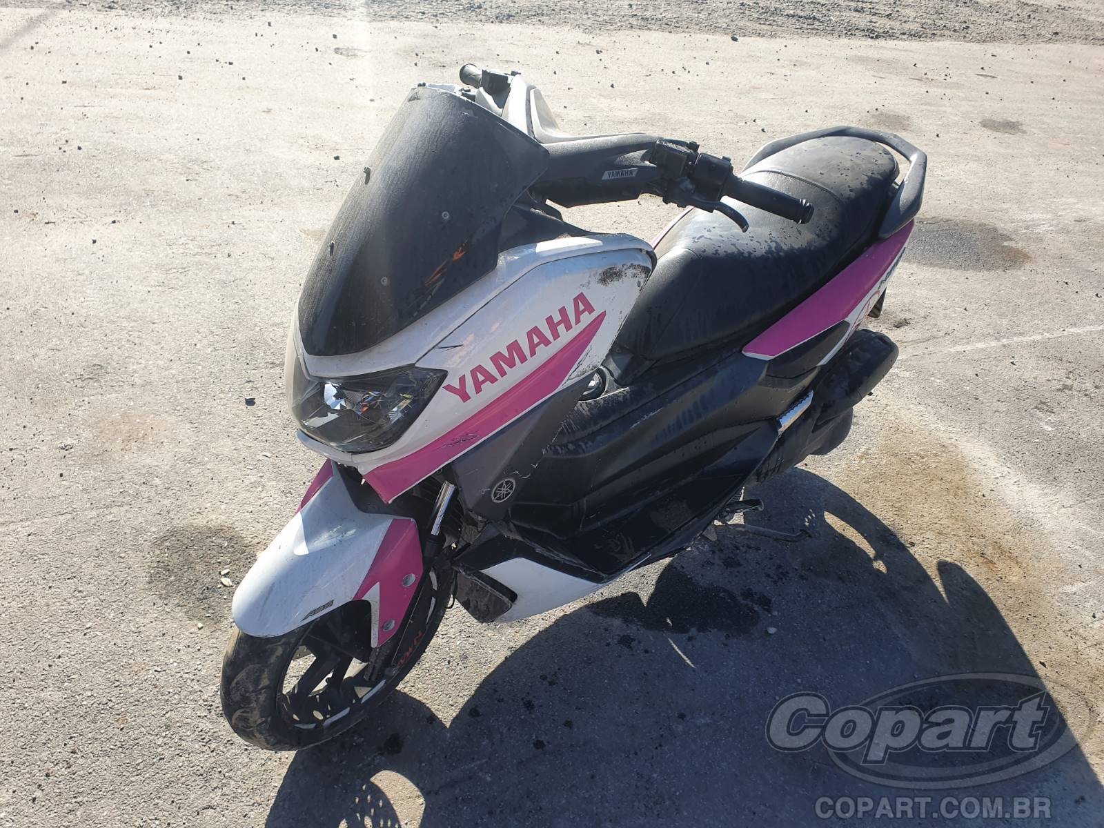 Foto 2: 2020 YAMAHA NMAX
