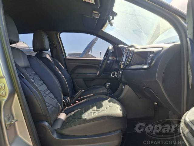 2025 FIAT STRADA CD 