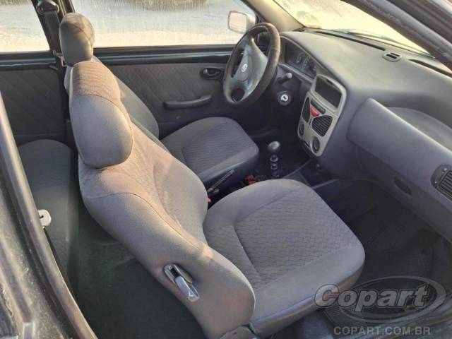 2004 FIAT PALIO 