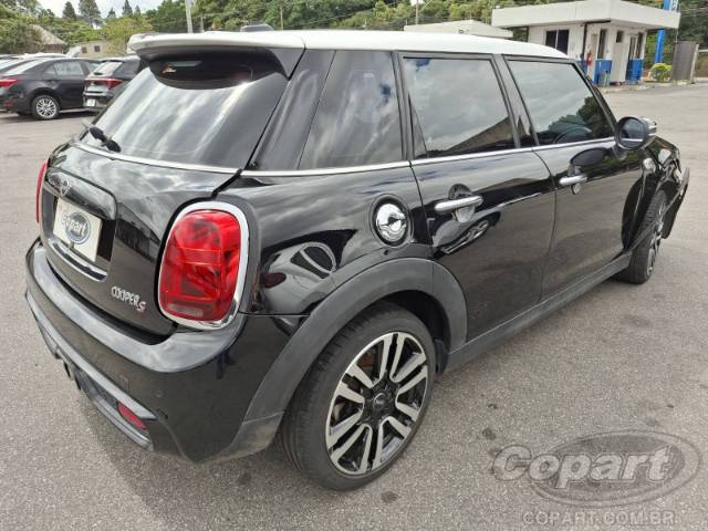 2020 MINI COOPER 