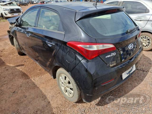 2014 HYUNDAI HB20 