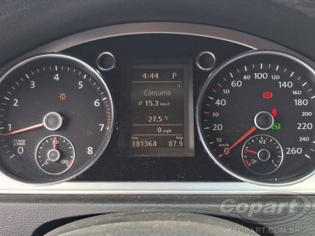 2011 VOLKSWAGEN PASSAT 