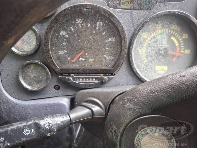 2011 MERCEDES BENZ L-1620 