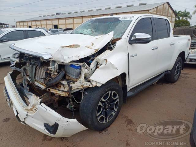 2023 TOYOTA HILUX CD 