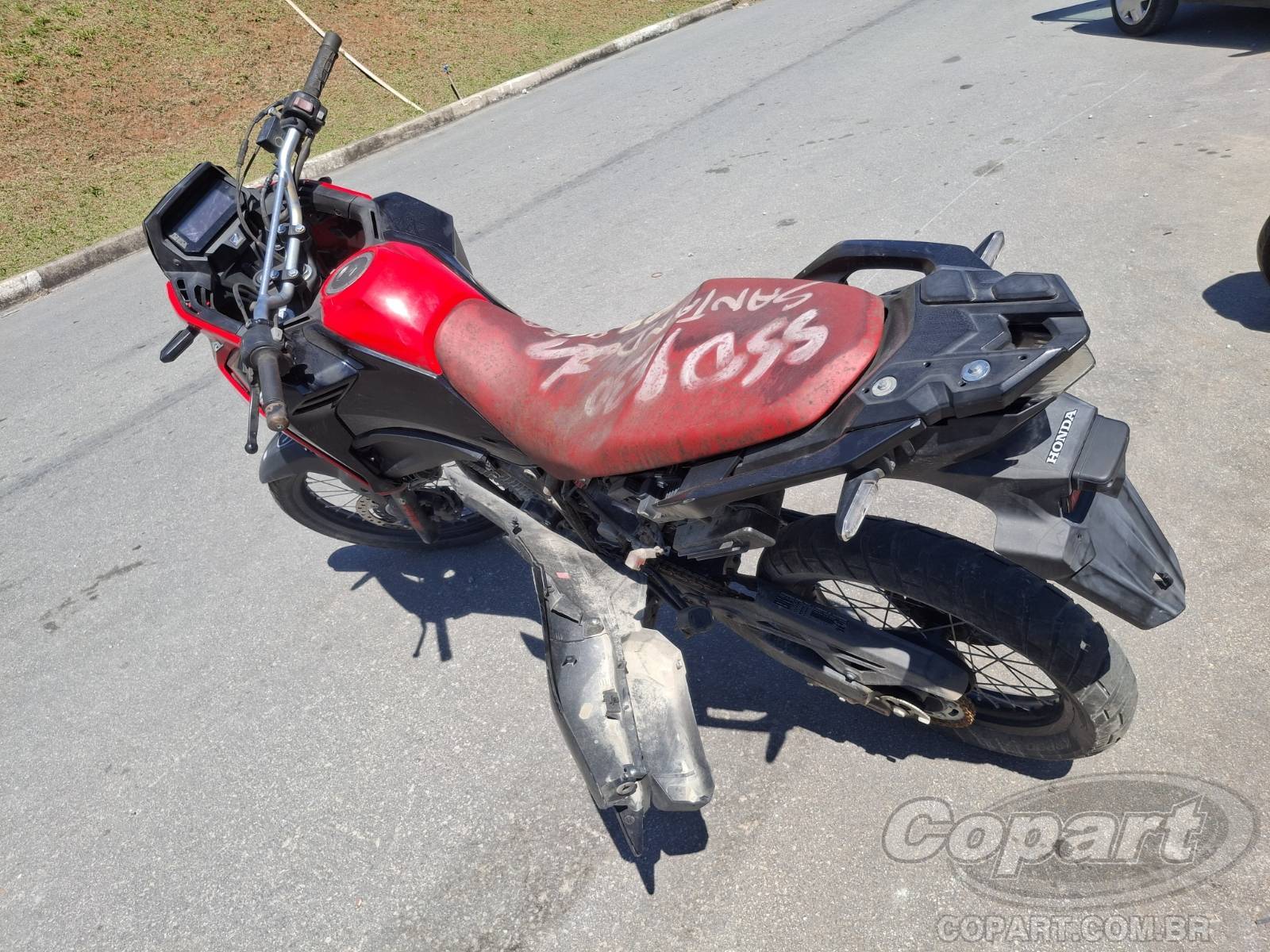2025 HONDA XRE SAHARA 300 — foto 3 de 10