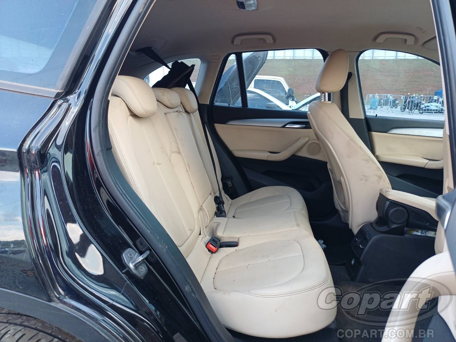 Foto 6 de 11: 2017 BMW X1