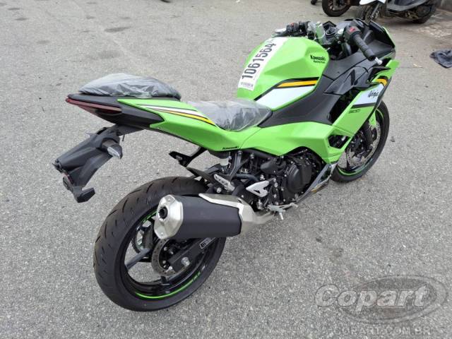 2025 KAWASAKI NINJA 500 