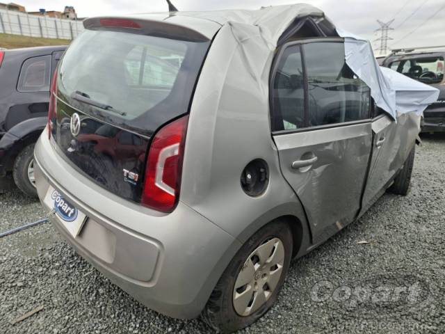 2016 VOLKSWAGEN UP 