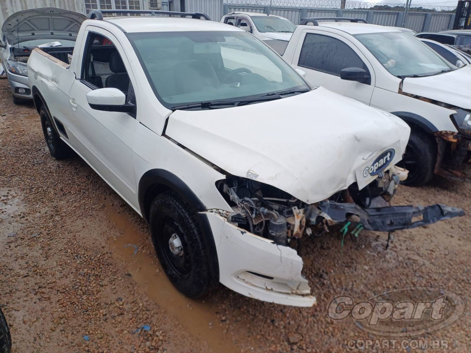 Veículo VW - VolksWagen Saveiro Volkswagen Saveiro 1.6 Total Flex 2014 Médio Dano Frontal 2014 em leilão
