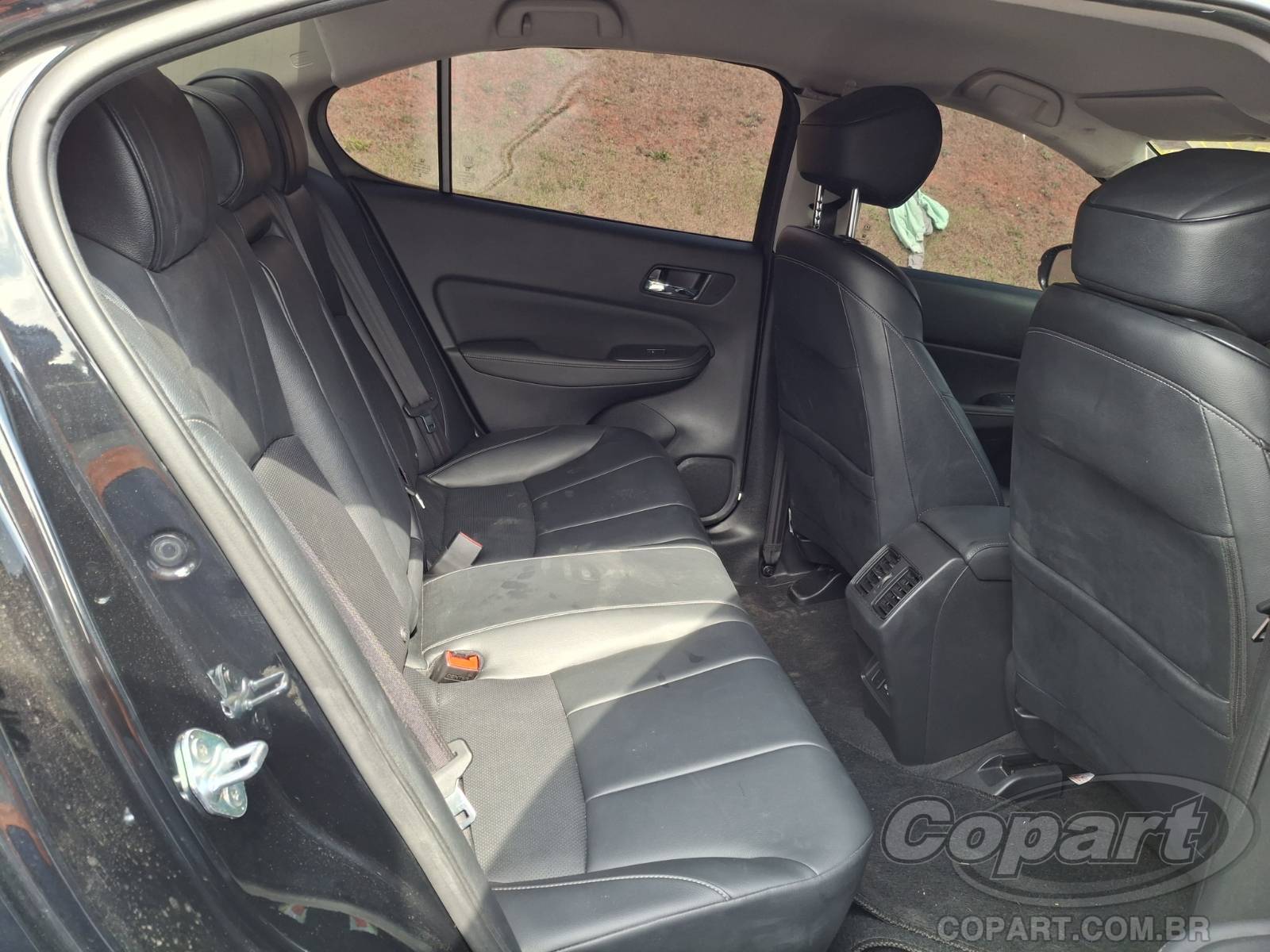 Foto 6 de 15: 2025 HONDA CITY