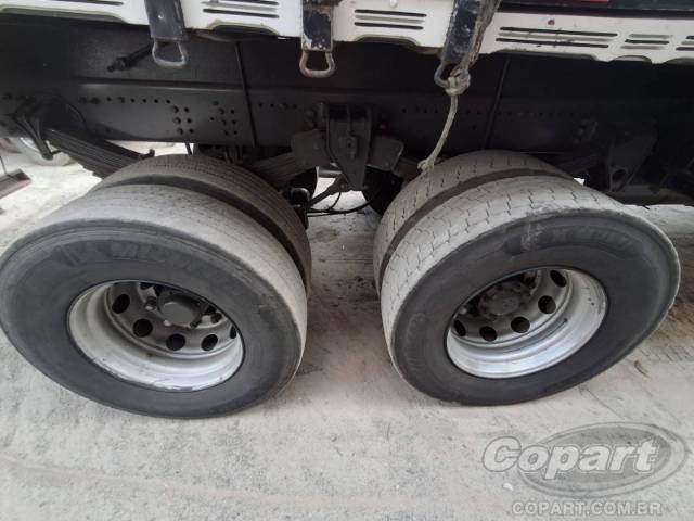 2024 VOLVO VM 