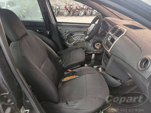 2019 RENAULT SANDERO 