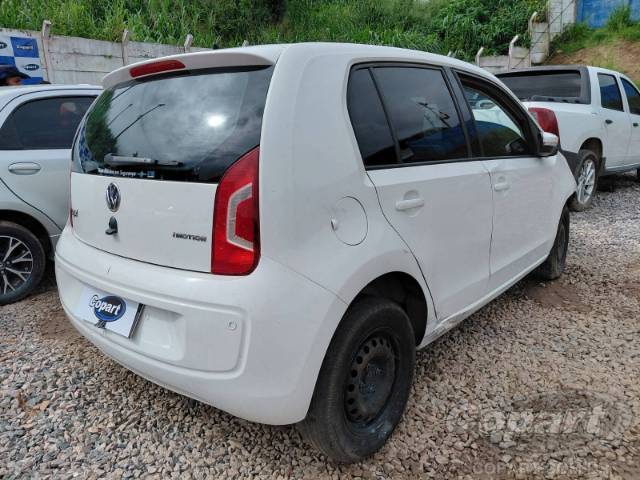 2015 VOLKSWAGEN UP 