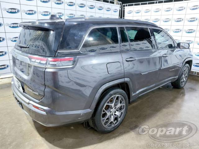 2023 JEEP COMMANDER 