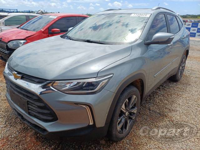 2025 CHEVROLET TRACKER 