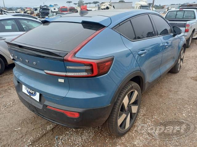 2023 VOLVO C40 