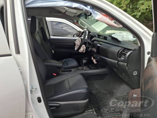 2025 TOYOTA HILUX CD 