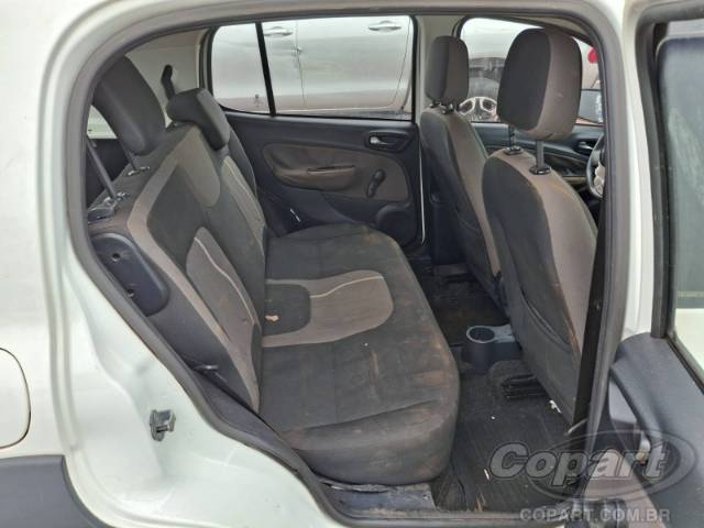 2016 FIAT UNO 