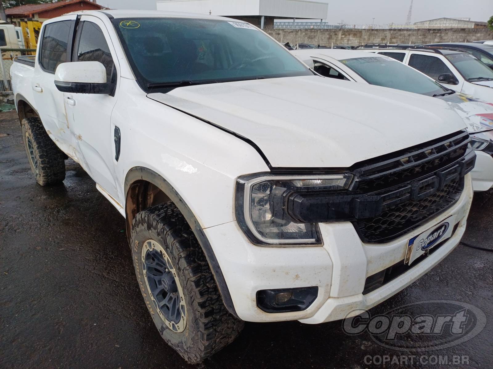 Veículo FORD Ranger Ford Ranger CD XLS AT 3.0 V6 2024 Médio Dano Lateral 2024 em leilão
