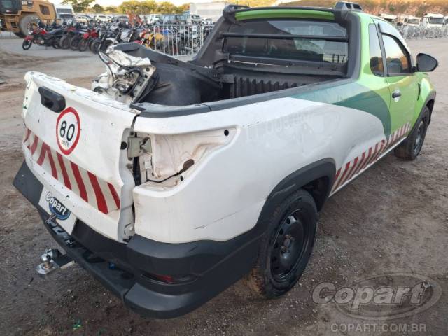 2025 FIAT STRADA 