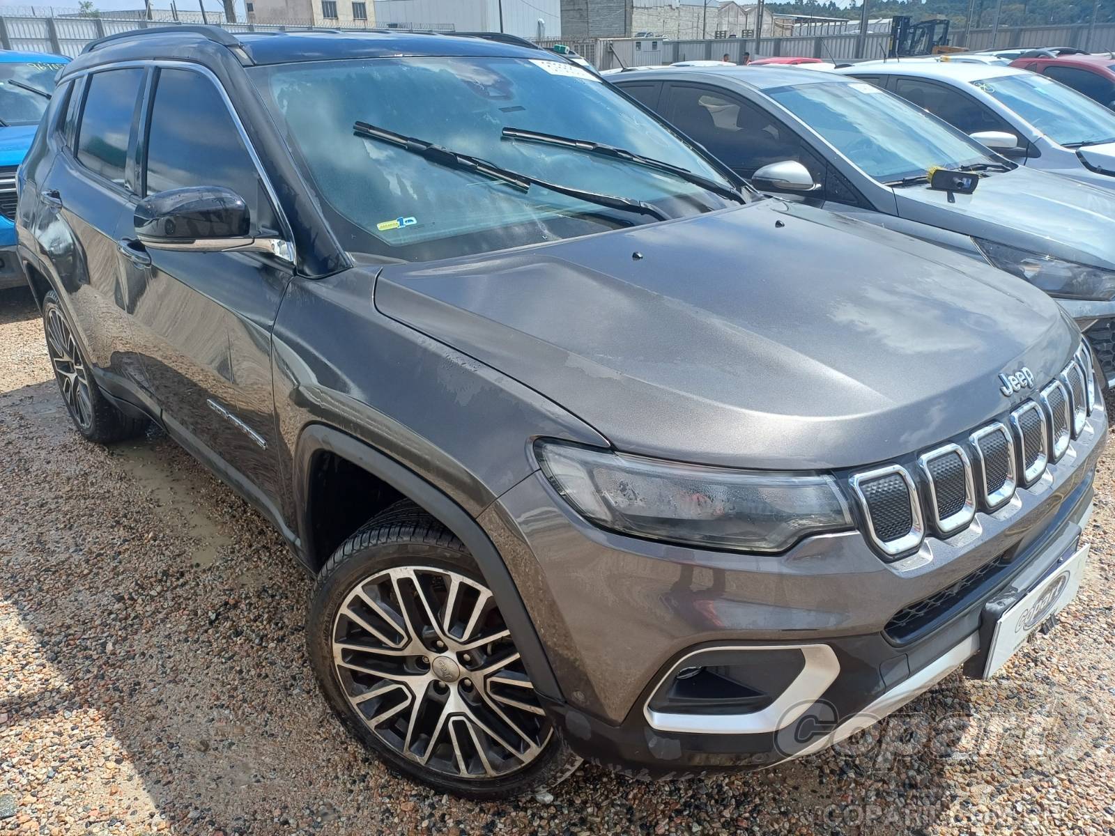 Veículo Jeep Compass Jeep Compass Limited TD350 2.0 Multijet Turbo 2022 Enchente 2022 em leilão