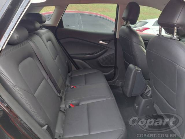 2026 CHEVROLET TRACKER 