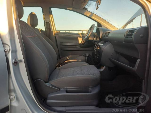 2009 VOLKSWAGEN FOX 