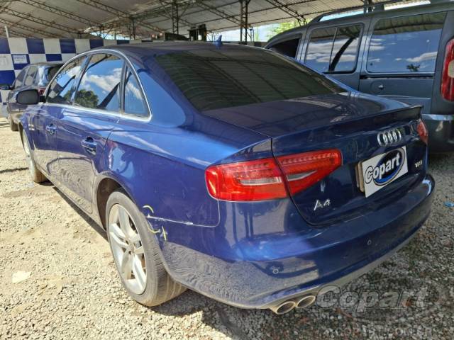 2015 AUDI A4 