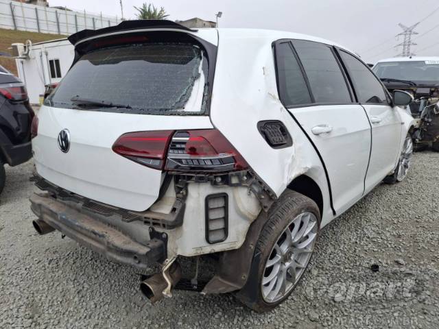 2017 VOLKSWAGEN GOLF 