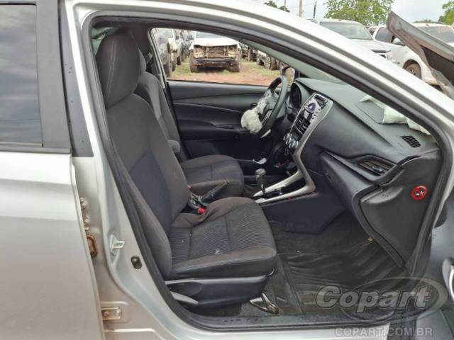 2019 TOYOTA YARIS SEDA 