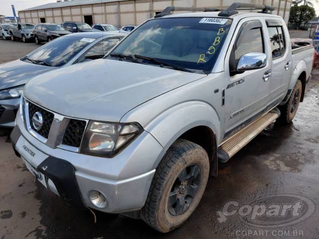 2010 NISSAN FRONTIER CD 