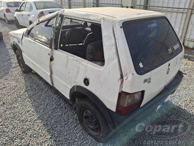 2013 FIAT UNO 