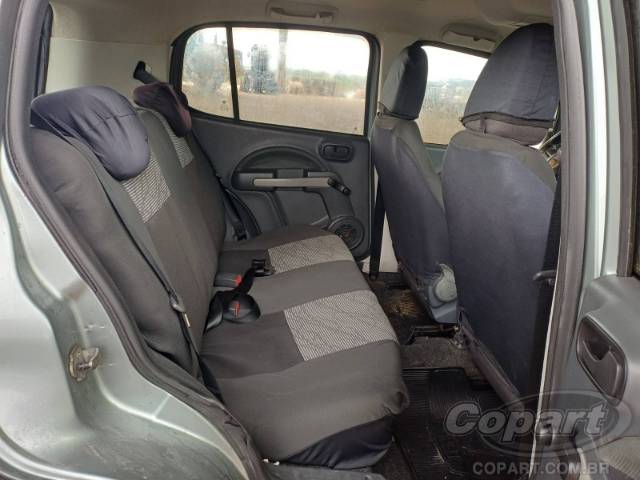 2011 FIAT UNO 