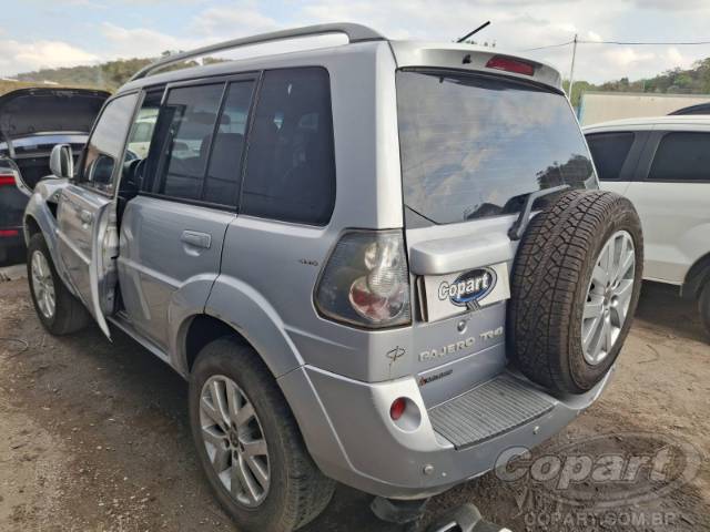 2010 MITSUBISHI PAJERO TR4 