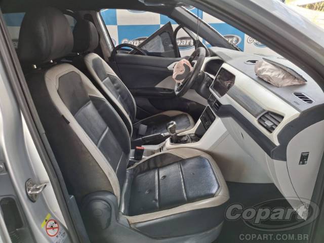 2020 VOLKSWAGEN T-CROSS 