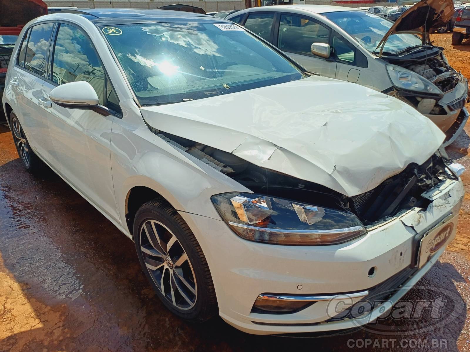 Veículo VW - VolksWagen Golf Golfe Comfortline 200 AT 1.0 TSI Turbo 2018 em leilão